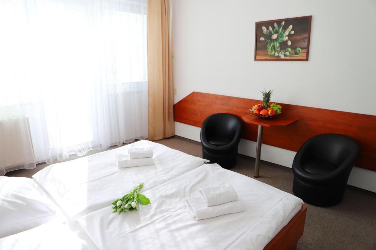 Hotel Rezident Turčianske Teplice Eksteriør bilde